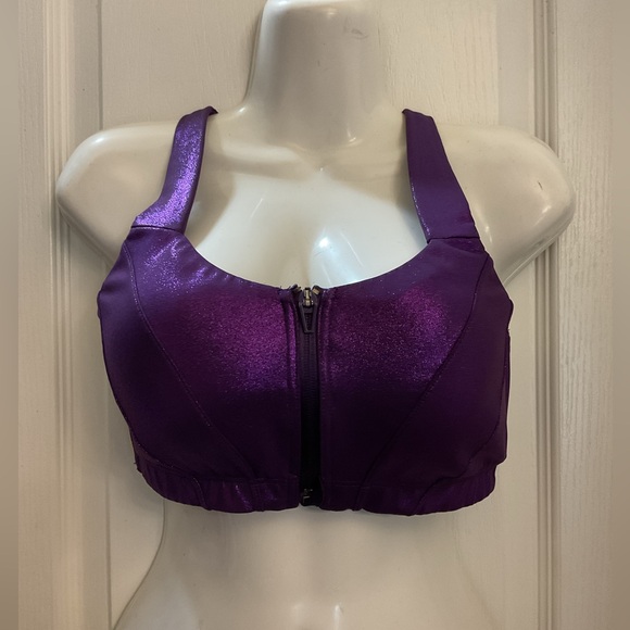 Front-Zip Sports Bra - Picture 3 of 7